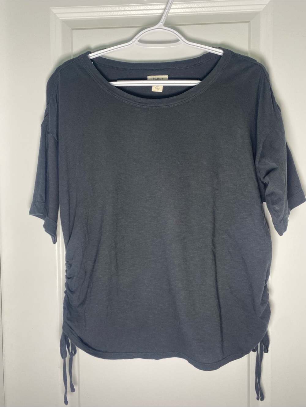 UpWest Resort & Mercantile Side Ruched Drawstring Tee - Charcoal Gray - Size M